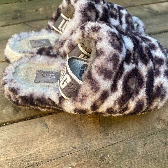 UGG Fluff Yeah Slide Panther Print Slippers - Picture 5 of 8